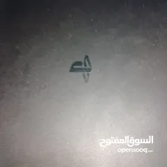  1 بليستيشن 4 سليم مع بلس 6 اشهر