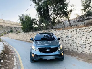  3 كيا سبورتاج فل الفل مع فتحة بسعر حرق 2015 رخصة