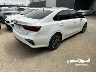  3 سيارة كيا سيراتو 2020 فل أتوماتيك للإيجار - أقوى الأسعار