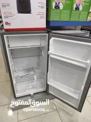  2 عرض نااار على ثلاجة مكتب ام اي سي مني بار 90 لتر