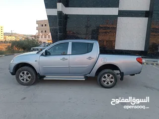  4 ميتسوبيشي هنتر موديل 2013 تسير 2014 (4*4)