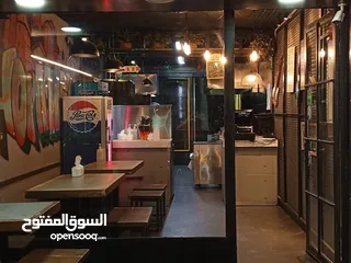 2 مطعم شورما في منطقة جبيهه للبيع