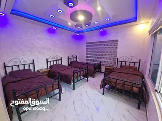  18 شاليه ومزرعة السلطانه جرش