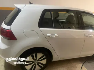  19 E Golf 2016 78,000 KM Is excellent condition