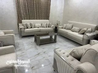  5 طقم كنب شبه جديد