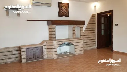  1 شقة مميزة - دير غبار - 3نوم 2ماستر - 220م - قرب الخدمات العامة