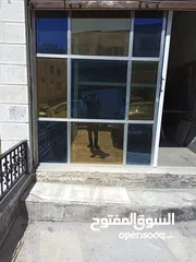  3 تركيب السيكوريت والمرايا وجميع أعمال الزجاج والألمنيوم بجودة عالية"