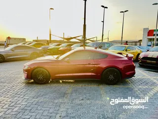  8 FORD MUSTANG GT 2020