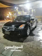  1 نيسان التيما هايبرد 2009 للبيع