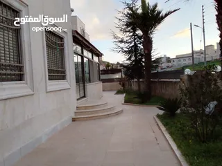  3 فيلا للبيع مستقله