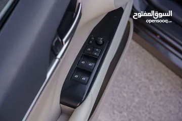  25 Toyota Camry GLE Hybrid 2019  تويوتا كامري GLE هايبرد  فل كامل مع فتحه