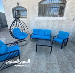  1 اطقم مودرن للحدائق حديد و راتان ومراجيح ثلاثية و عش البلبل وطاولات سفرة من الحديد الصلب