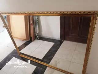  1 مراية بوفيه كبيره
