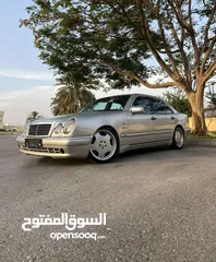  8 Mercedes E55 AMG 1999 رياضية