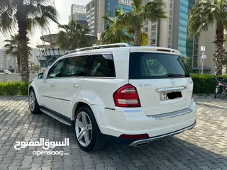  3 Mercedes Benz GL500