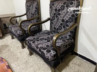 8 طقم كنب زان للبيع بداعي السفر بسعر مغري