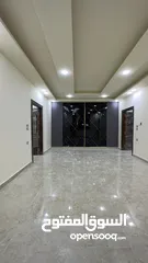  29 شقة جديدة للبيع مساحة 185م قرب قصر العوادين دوار صحارى