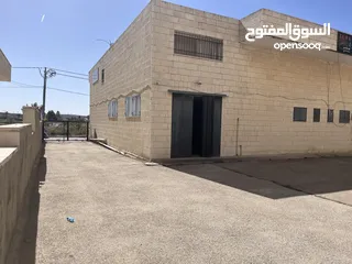  11 قطعة ارض تجاري مع محلات في منطقة مميزة جدا في البالوع للبيع من المالك مباشرة