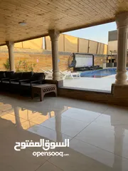  3 شاليه مميز في البحر الميت منطقه الجلد للبيع بسعر مغري