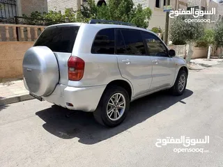  6 تويوتا راف 4، موديل 2002، بتمشي 160-180 كم