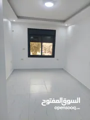  18 استوديوهات جديده عدد 2 للبيع بقوشان واحد في اربد موقع مميز بجانب مستشفى اربد التخصصي قرب سيتي مول