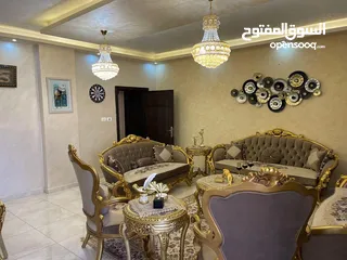  24 شقة أرضية مميزة للبيع السلط - الميسة قرب مدرسة  الفرسان المساحة  173 م2 غير مفروشة