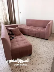  1 كنب للبيع بسعر طري جدا وبحاله جيده