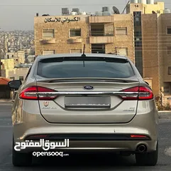  11 فورد فيوجن موديل 2017 لون شمباني كلين