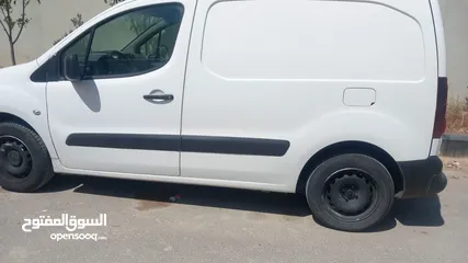  4 بيجو بارتنر 3 سيارات