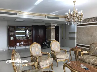  1 كورنيش المعادي مساحة 650 م