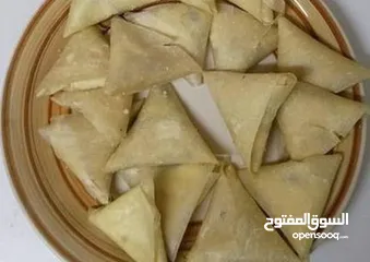  5 سمبوسة ( جبن - لحم - دجاج - خضار - جبن وزعتر - جبن ونعناع - بيض وجبن مغلي )