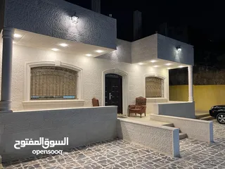  30 بيت مستقل  منزل مستقل للبيع بناء جديد حجر