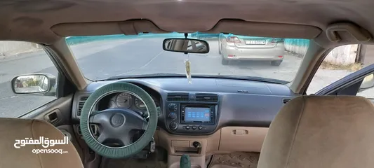  7 هوندا سيفك موديل 2005 فل عدا الفتحه  للبيع