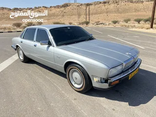  4 جاكوار XJ6 1993