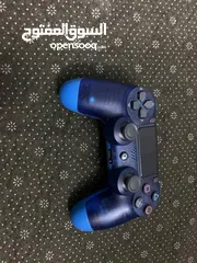  7 ps4 slim with 2 controllers