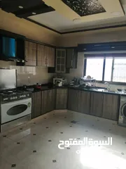  23 بيت لبيع ب المفرق