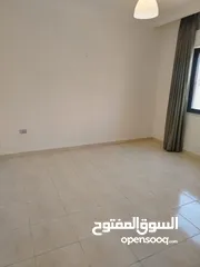  4 شقة مميزة في أرقى واجمل مناطق عبدون