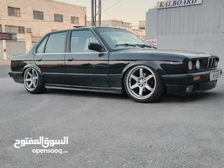  7 بي ام دبليو E30 موديل ،1986. محدثة. 1990