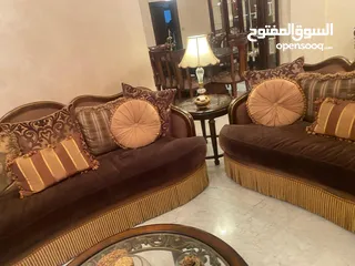  11 للبيع: طقم كنب صالون فاخر بمواصفات راقية وجودة عالية