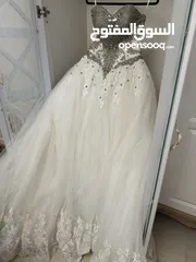  3 فستان زفاف ثقيل للبيع