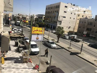 17 ثلاث محلات تجاريه ومخازن علي شارع 36 التجاري الزرقاء الجديدة في افضل موقع في الشارع