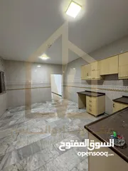  4 شقة سكنيةً للايجار في منطقة حي صنعاء