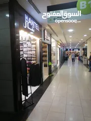  3 محل تجاري شالات وعبايات