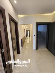  11 شقة فارغة للبيع في دابوق- REF:14660