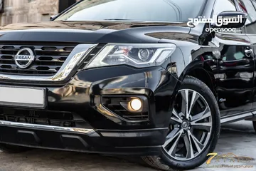  20 Nissan Pathfinder SV 2018  السيارة وارد الشركة و قطعت مسافة  80,000  كم فقط