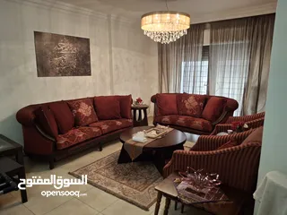  2 طقم كنبايات ضيوف خشب صندل بحاله جيدة جدا و طقم طاولات وسط و طاولتين جانبيات
