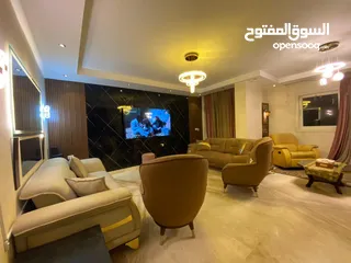  1 شقة فاخرة بكمبوند سما القاهرة علي الطريق الدائري بالقطامية