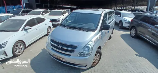  3 Hyundai Grand Starex 2009 Korean Specs