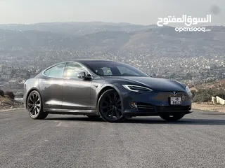  2 Tesla Model S 2021 Long range Plus