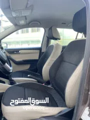  10 سكودا فابيا مميزة جداً .. اوتوماتيك .. داخلية لون بيج مميزة .. الشكل الجديد